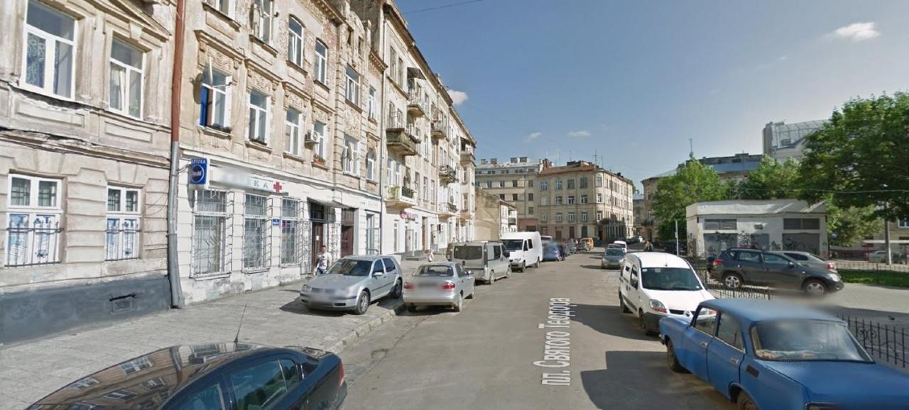 Midwheel Apartment 9 Lviv Buitenkant foto